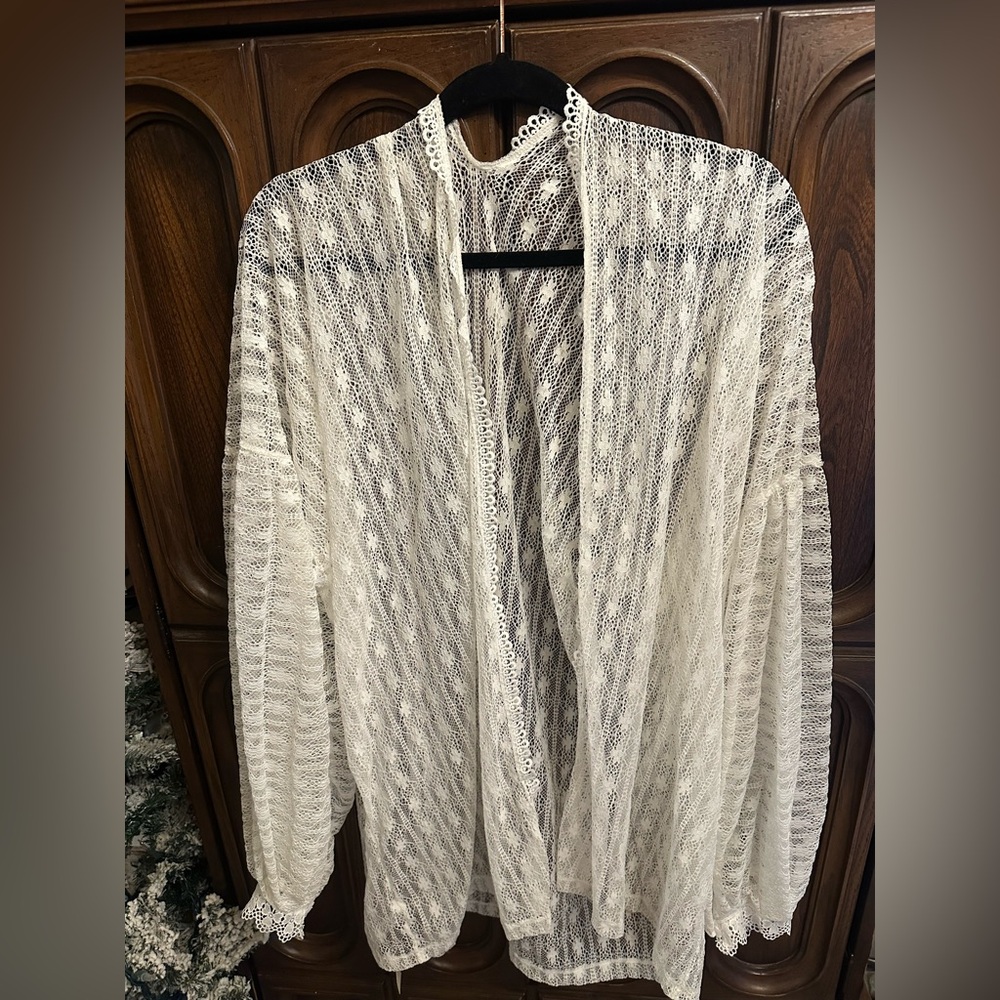 Elegant White Lace Cardigan